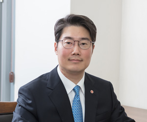 KMARIN Group CEO